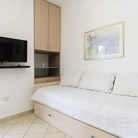 Apartamento Jelica *